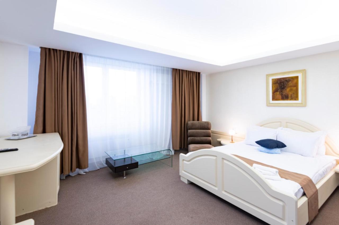 Hotel Randy Констанца Екстер'єр фото
