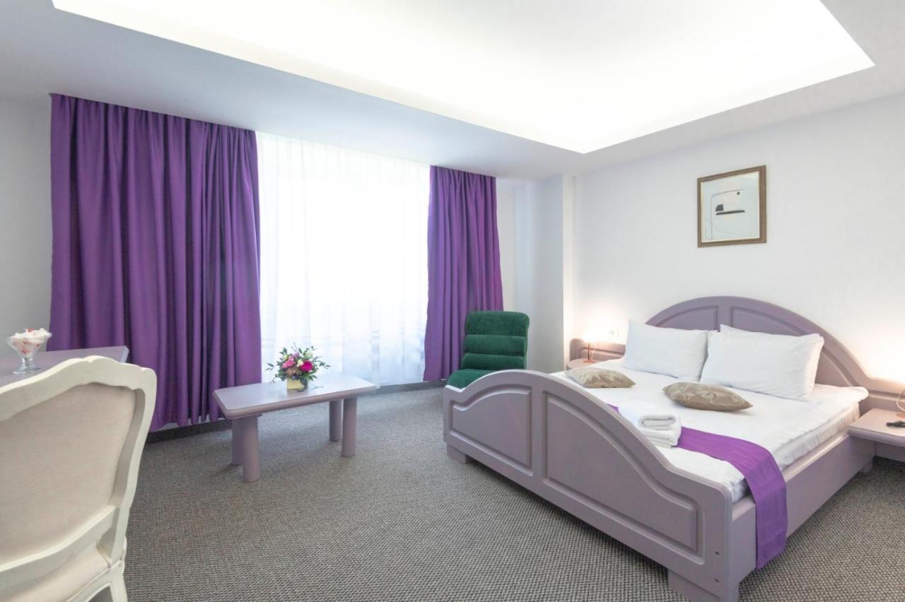 Hotel Randy Констанца Екстер'єр фото