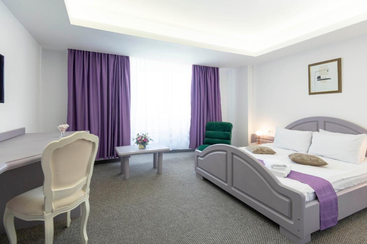 Hotel Randy Констанца Екстер'єр фото