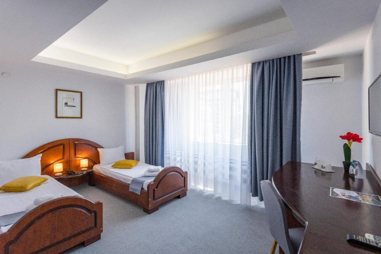 Hotel Randy Констанца Екстер'єр фото
