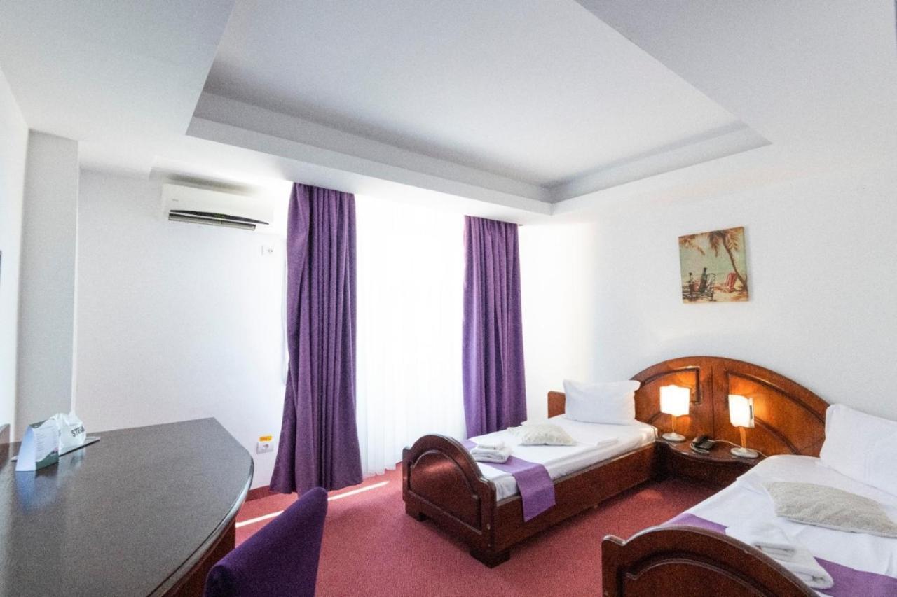 Hotel Randy Констанца Екстер'єр фото